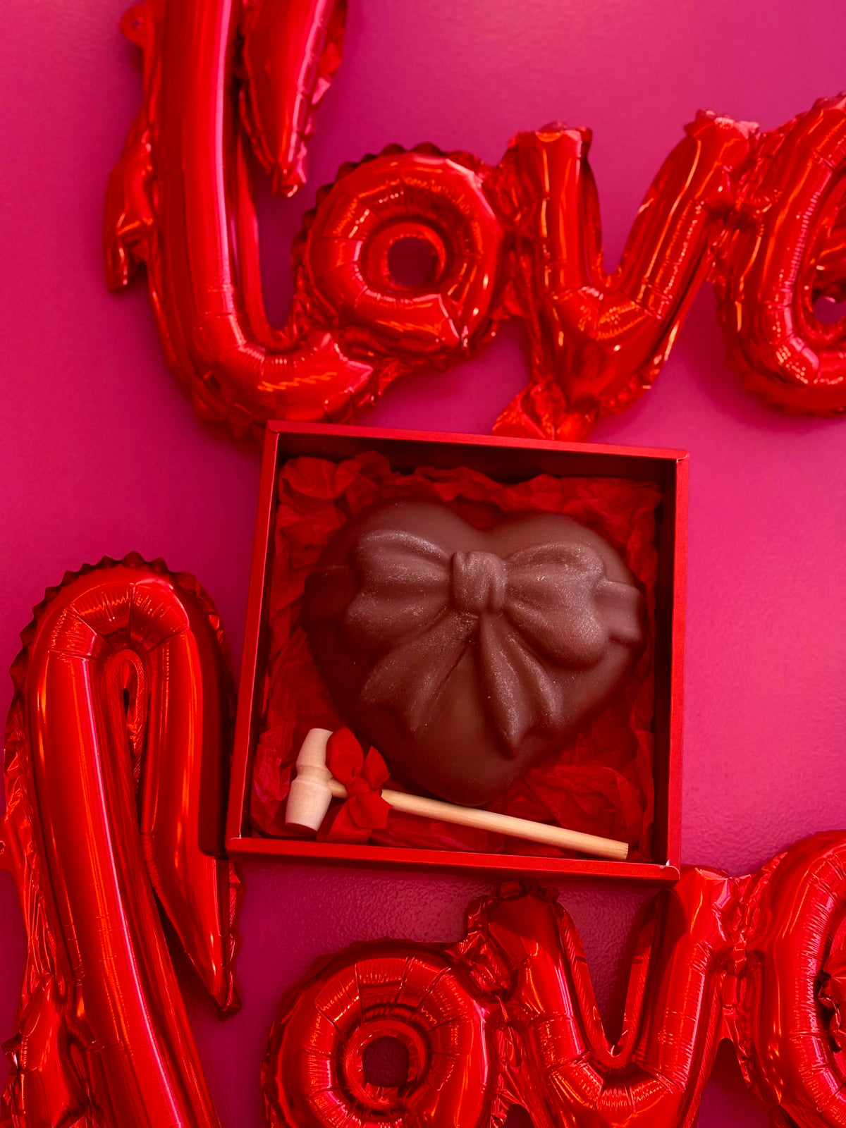 Chocolate Smash Heart with Chocolate-Dipped Strawberries ππ«