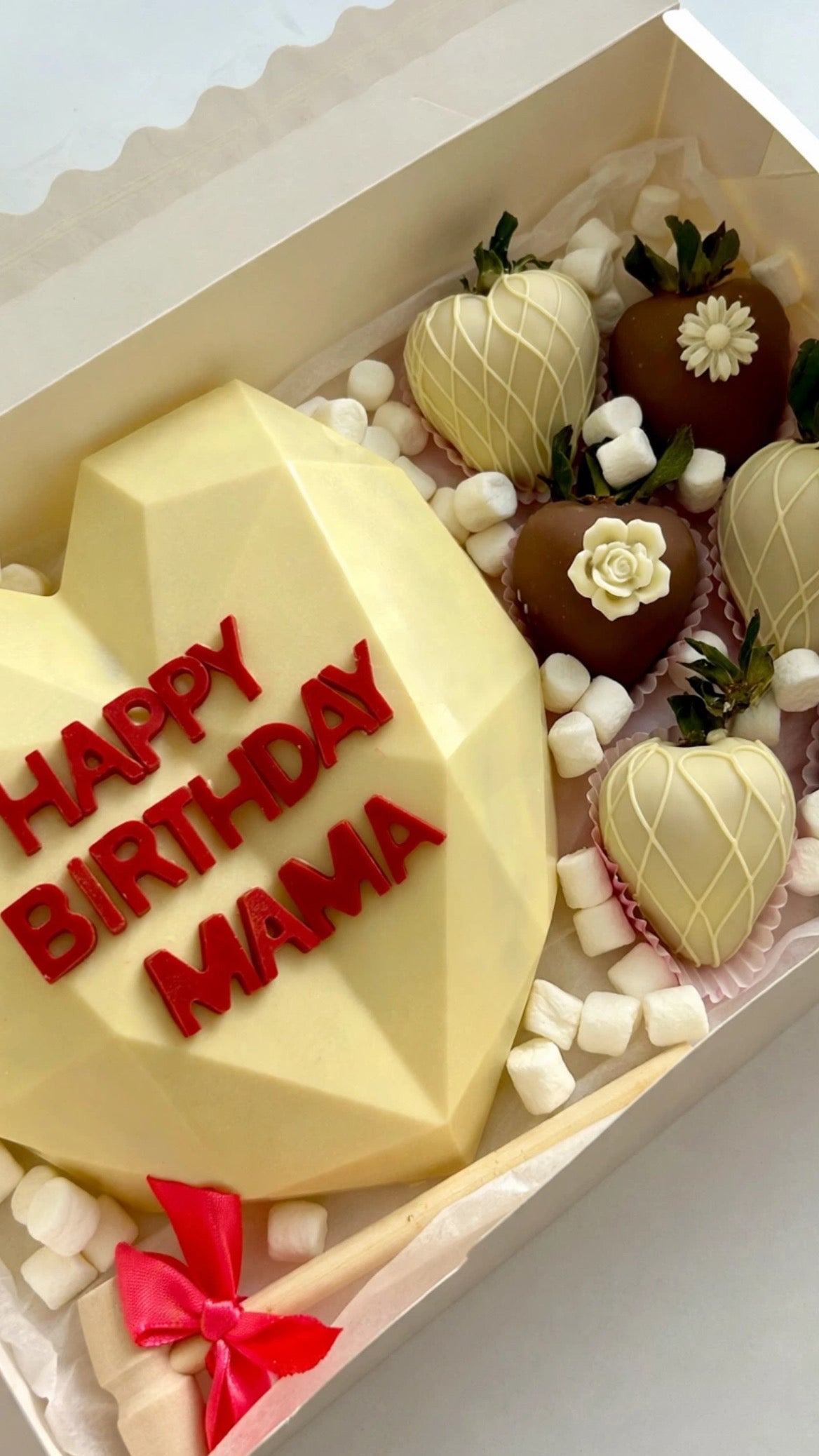 Mom's Sweet Surprise – Birthday Smash Heart Box