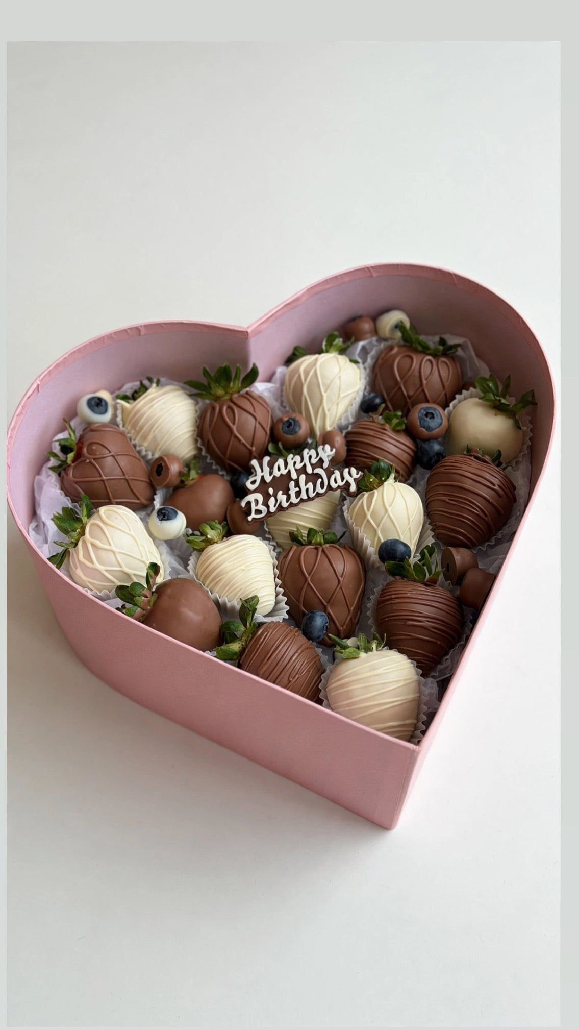Luxury Heart’s Delight Birthday Gift Box